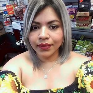 Meet your Posher, Lucy